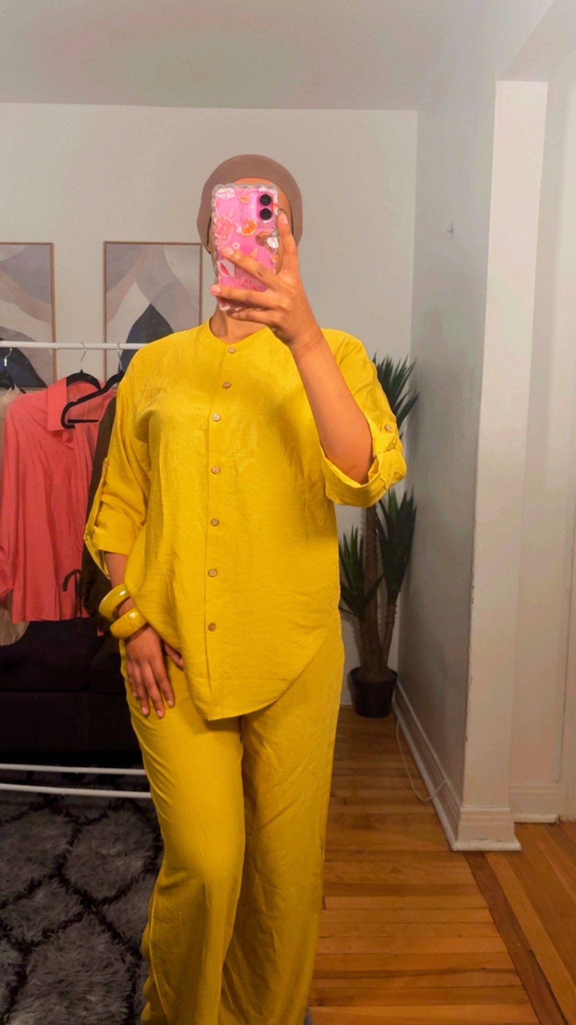 TISSU CRÊPE  (Un ensemble pantalon  & chemise )